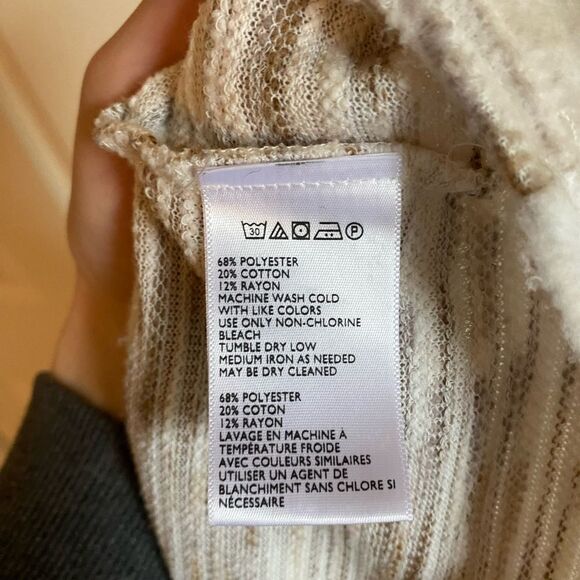 Silence + Noise Anthropologie Cream And Tan Mock Turtleneck Short Sleeve Sweater - Picture 3 of 6